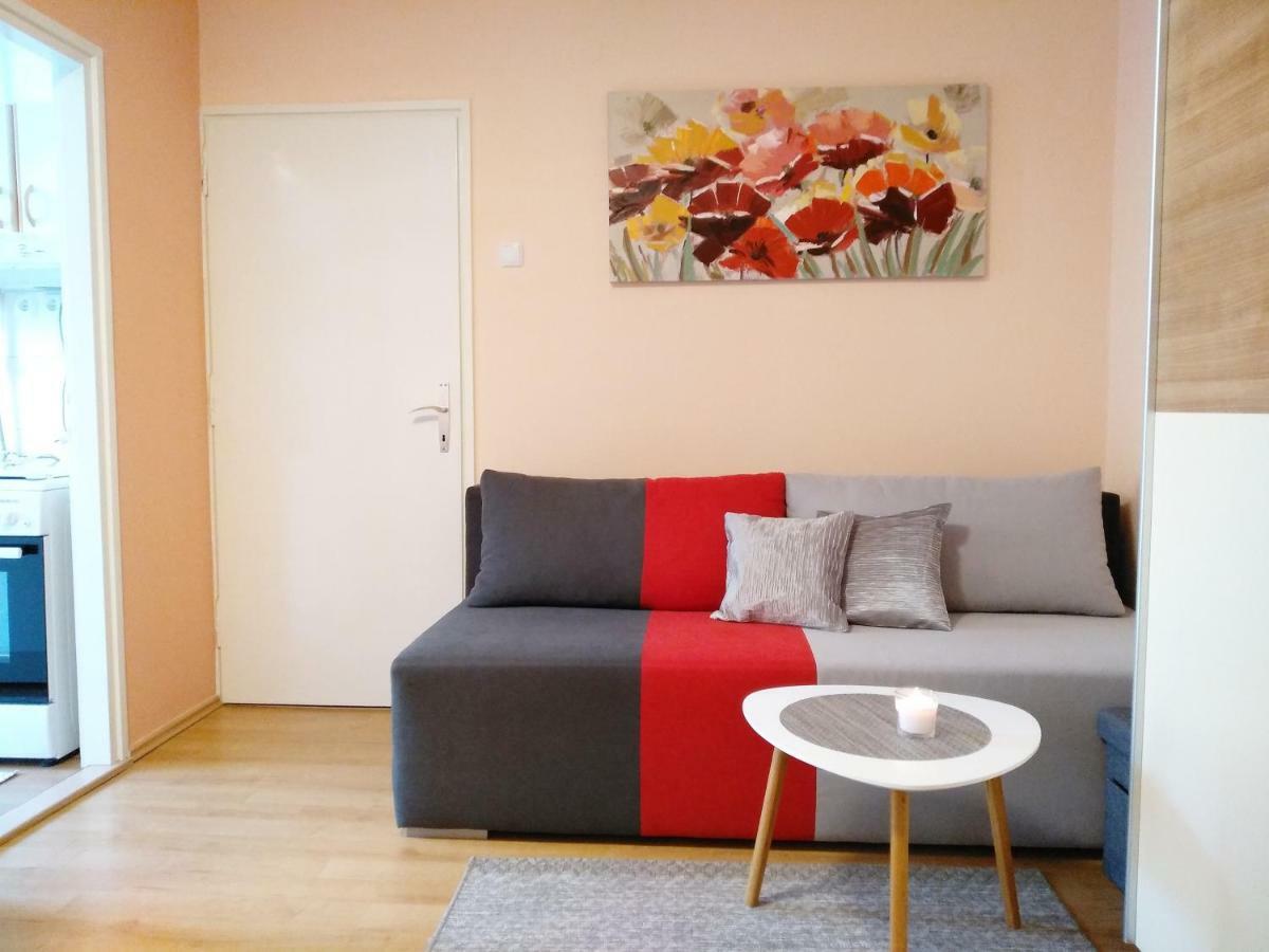 Sunray Studio Apartment Загреб Екстер'єр фото