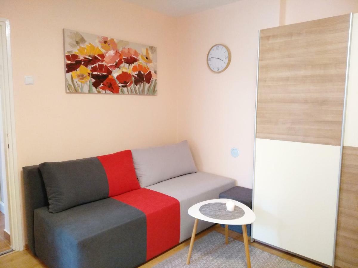 Sunray Studio Apartment Загреб Екстер'єр фото