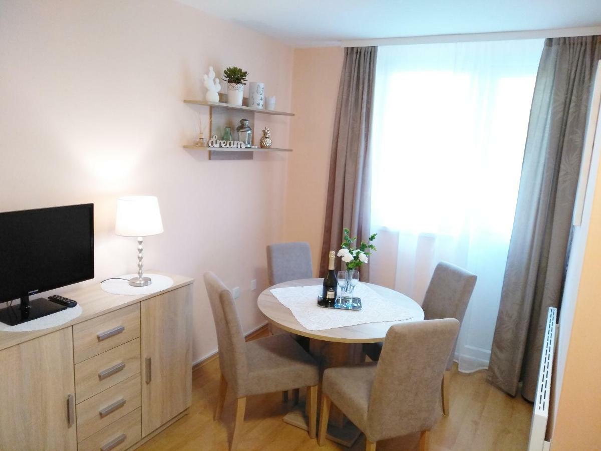 Sunray Studio Apartment Загреб Екстер'єр фото